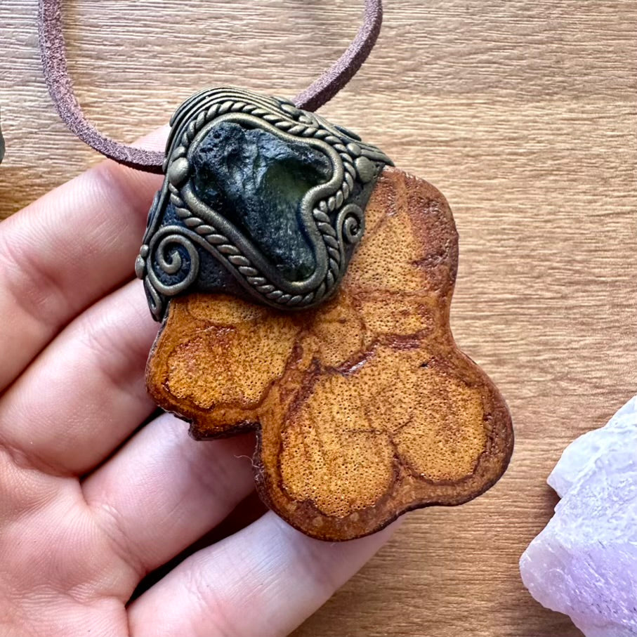 Ayahuasca Vine and Raw Moldavite Necklace - FairyGardenGlow