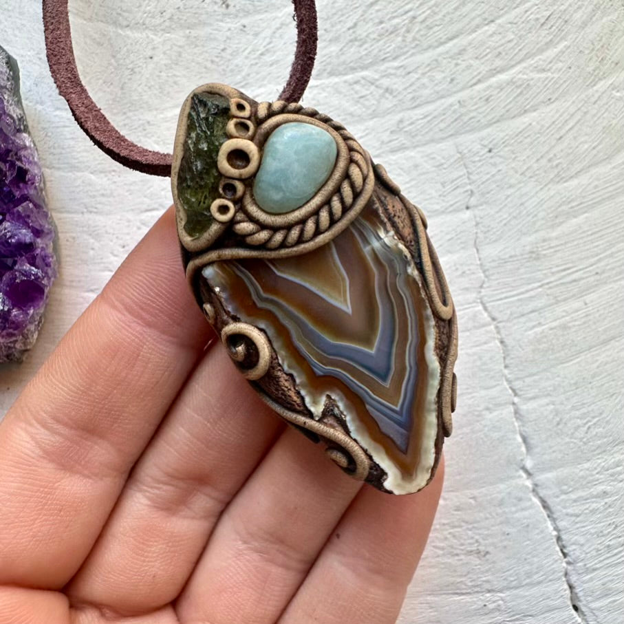 Agate Slice Aquamarine and Moldavite Pendant Necklace, Unisex Crystal Jewelry - FairyGardenGlow