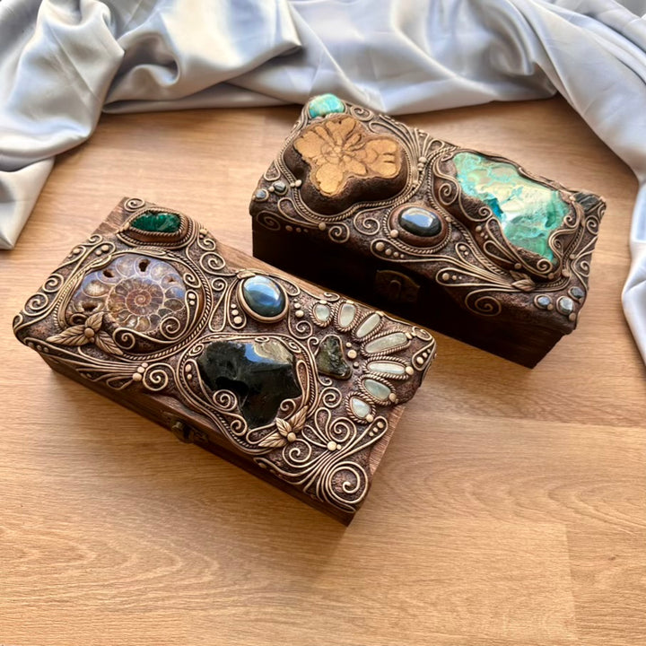 Wooden Box decorated with Crystals, Unique Handmade Tarot Box, Jewelry Box - Home Decor / Ammonite, Black Obsidian, Labradorite, Dioptase, Moldavite and Aquamarine - FairyGardenGlow