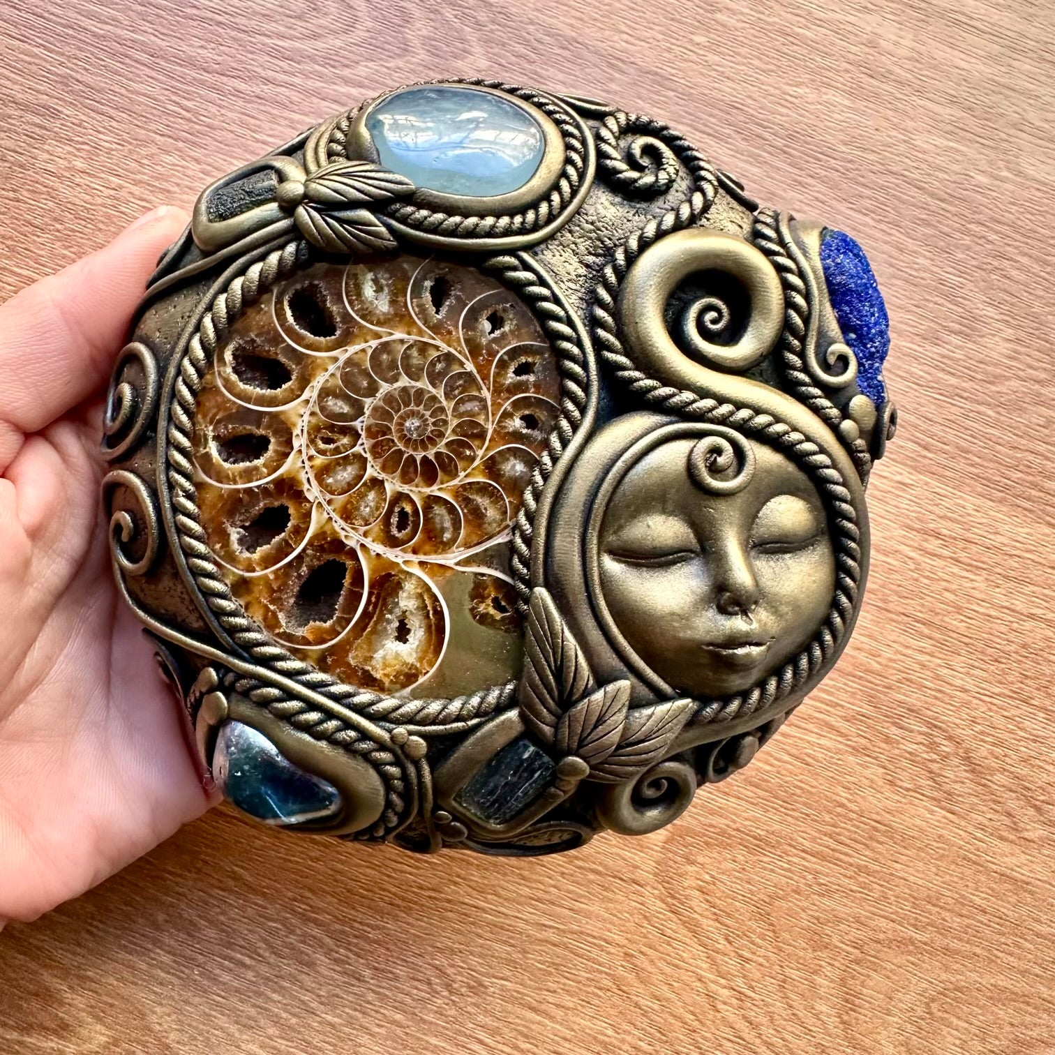 Goddess Meditation Enchanter Tool, Goddess Spiritual Tool, Handmade Crystal Home Decor - FairyGardenGlow