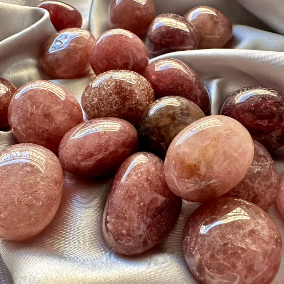 Strawberry Quartz Polished Stone - 5 pcs set - FairyGardenGlow
