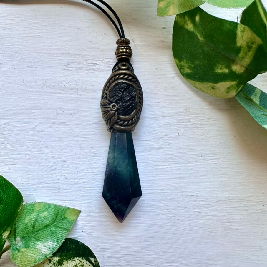 Blue Rainbow Fluorite and Moldavite Pendant Necklace - FairyGardenGlow