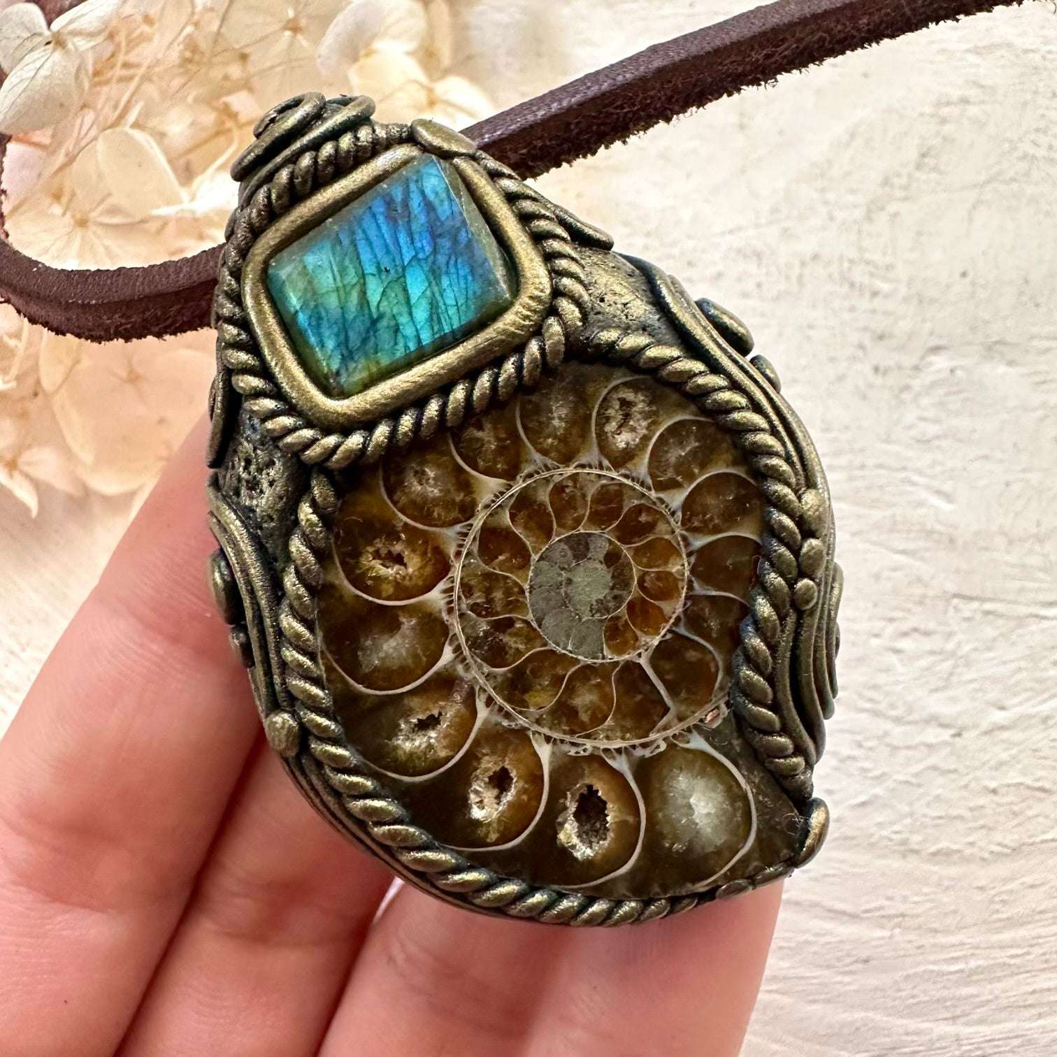 Ammonite and Labradorite Necklace - FairyGardenGlow