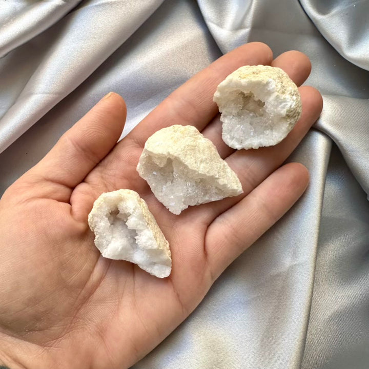 Quartz Geode - Natural Raw Quartz Stone - FairyGardenGlow
