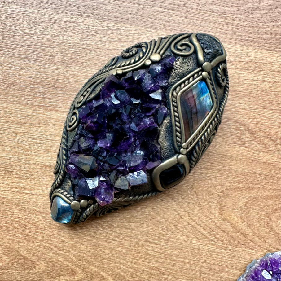 Amethyst Meditation Enchanter – Handmade Energy Healing Tool - FairyGardenGlow