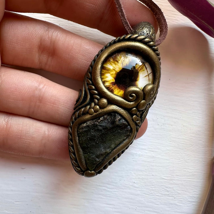 Moldavite Eye Necklace - FairyGardenGlow