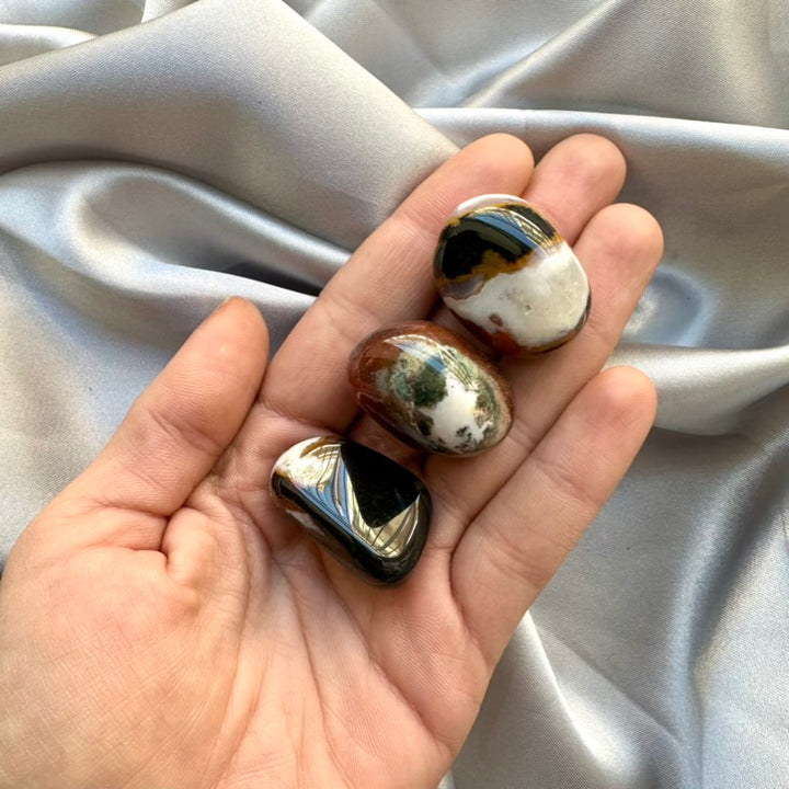 Sardonyx Stone, Polished Healing Crystal - FairyGardenGlow