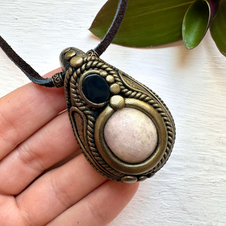 Pink Kunzite and Black Onyx Necklace - FairyGardenGlow