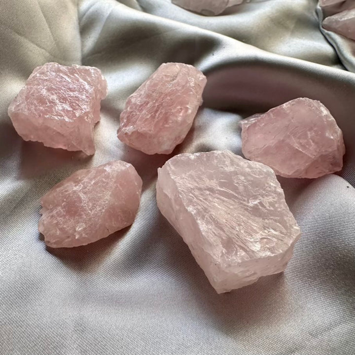 Raw Rose Quartz Crystal - 5 pieces set - FairyGardenGlow