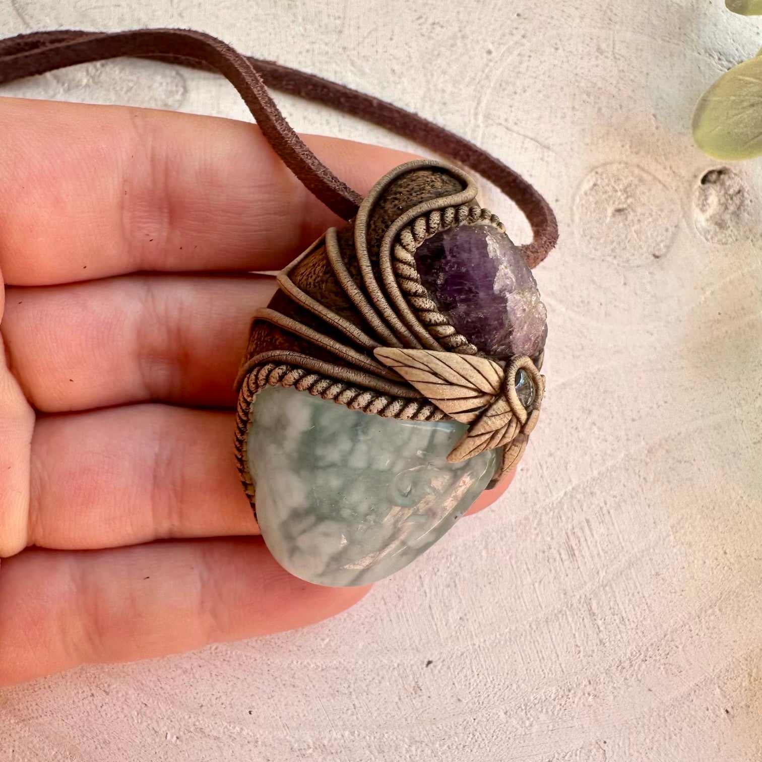 Natural gemstone necklace for clarity and emotional growth