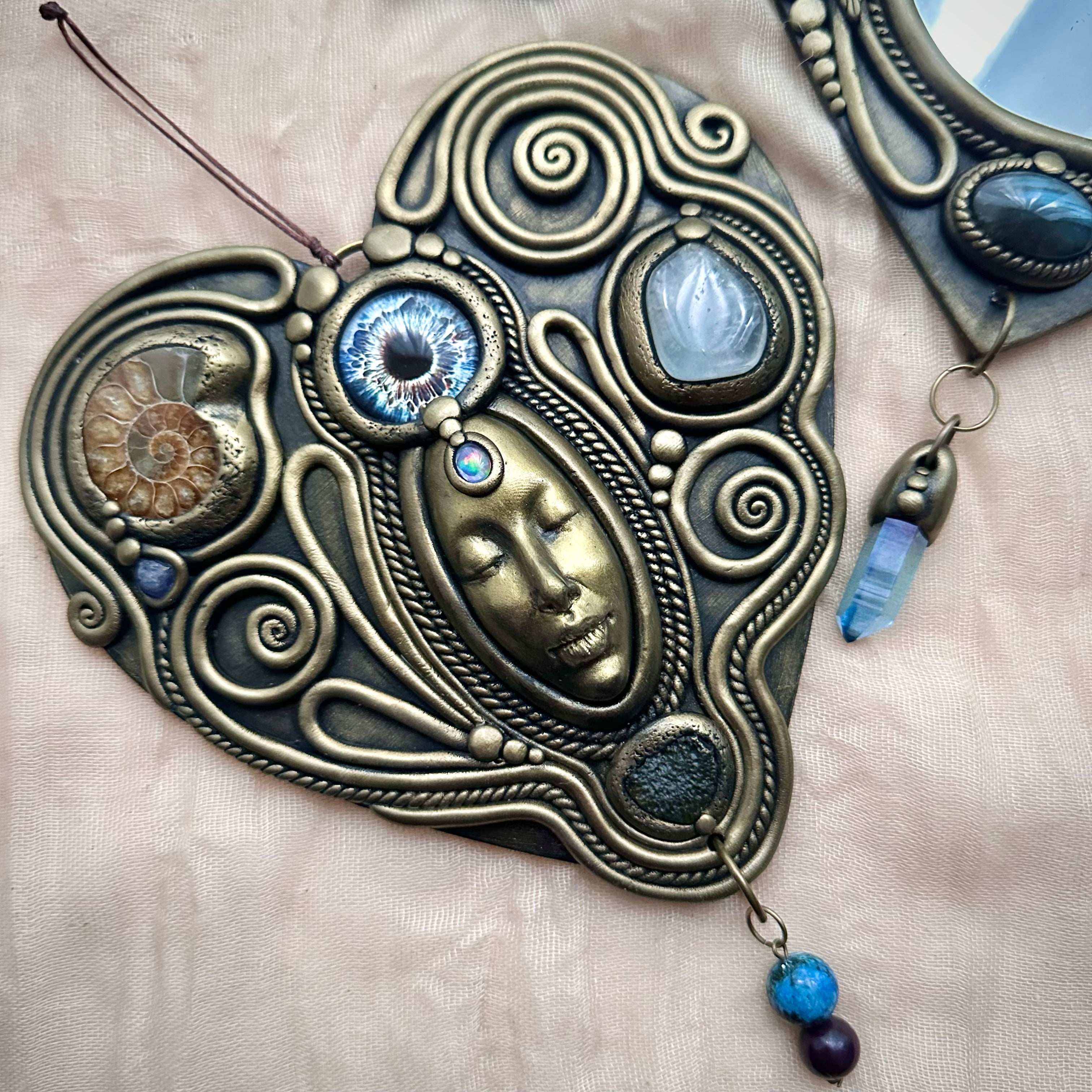 Third Eye Goddess Wall Hanging - 19,5 cm - FairyGardenGlow