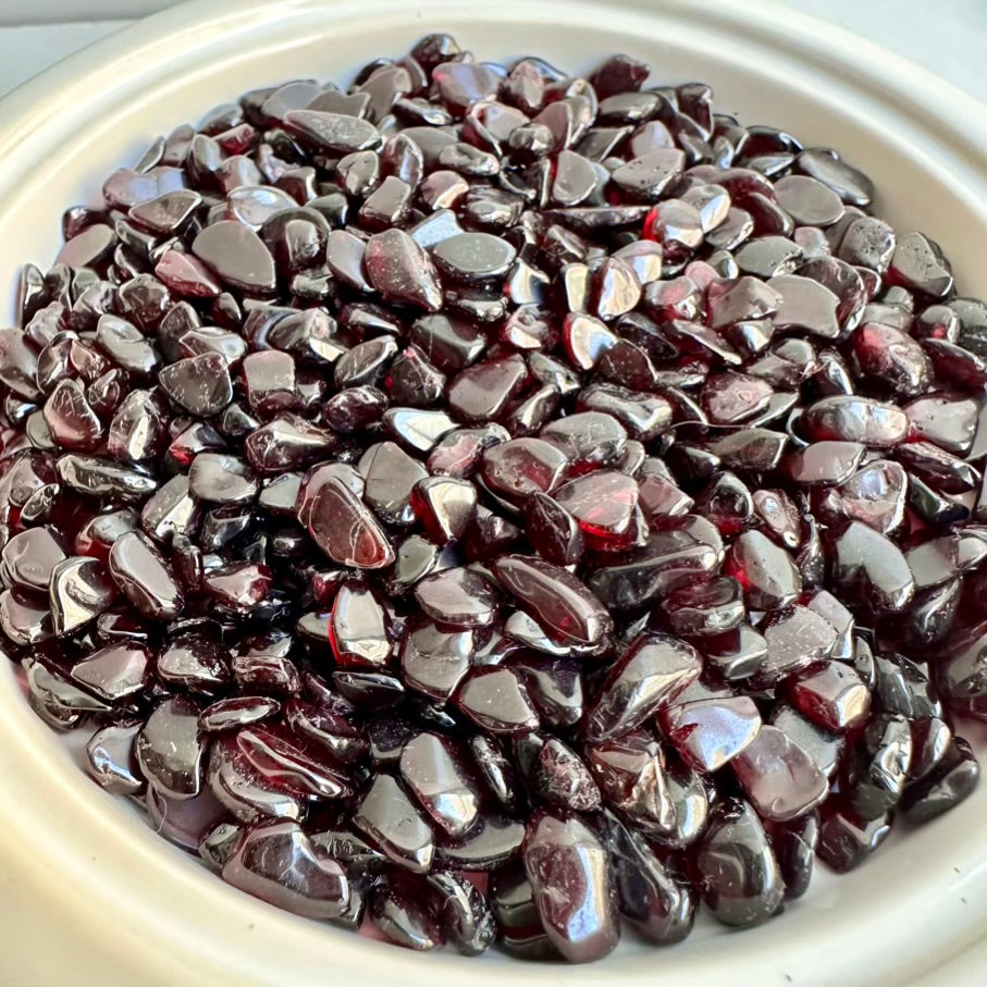 Deep red Garnet crystal chips polished stones