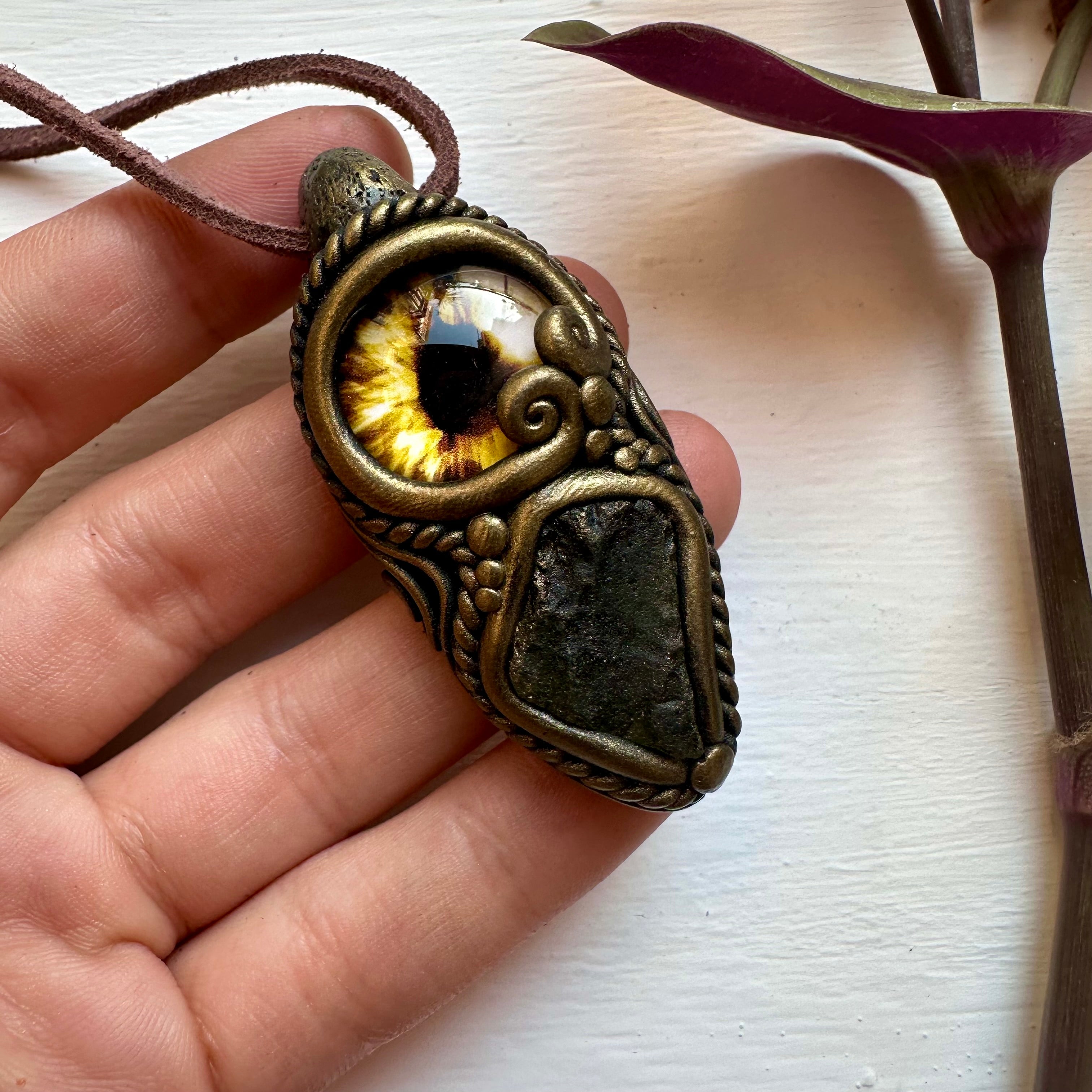 Moldavite Eye Necklace - FairyGardenGlow