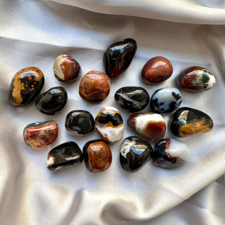 Sardonyx Stone, Polished Healing Crystal - FairyGardenGlow