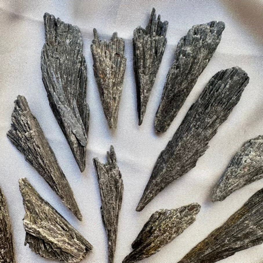 Black Kyanite Crystal, Raw Kyanite Stone, Mineral Specimen - FairyGardenGlow