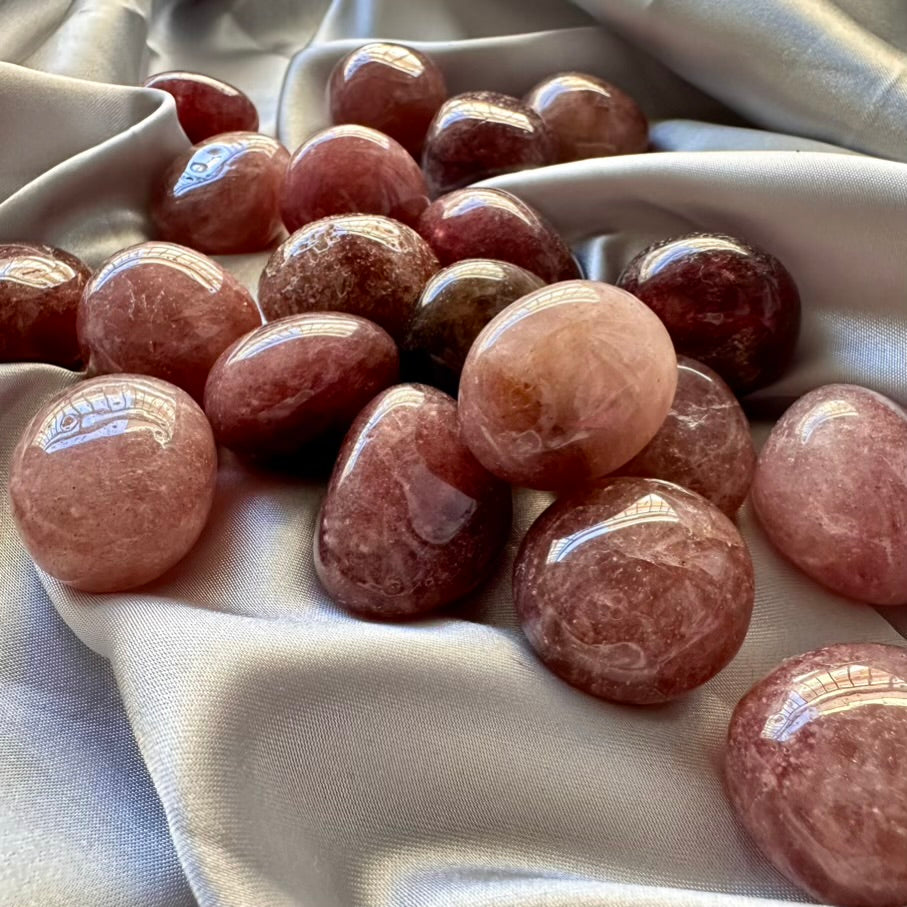 Strawberry Quartz Polished Stone - 5 pcs set - FairyGardenGlow