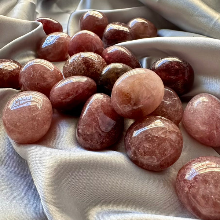 Strawberry Quartz Polished Stone - 5 pcs set - FairyGardenGlow
