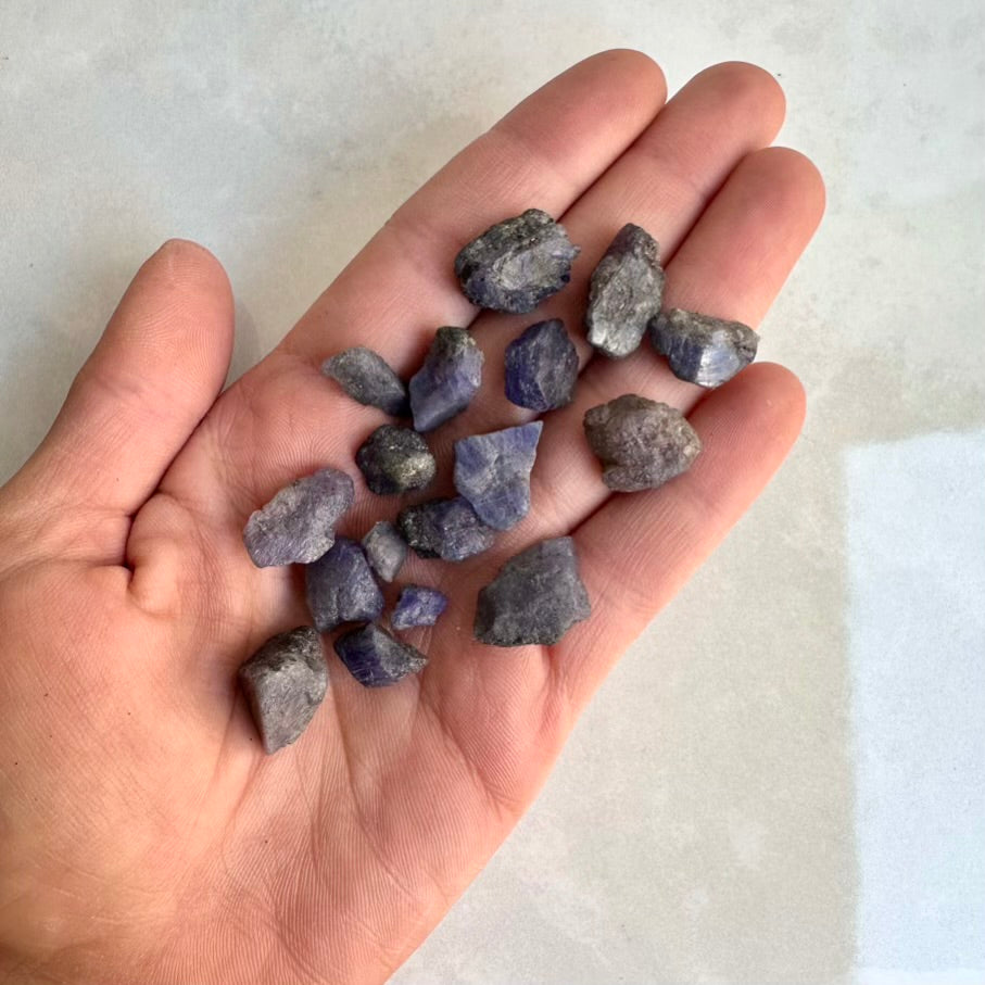 Natural Tanzanite stones lot violet blue mineral specimens