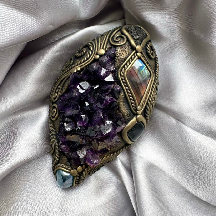 Amethyst Meditation Enchanter – Handmade Energy Healing Tool - FairyGardenGlow