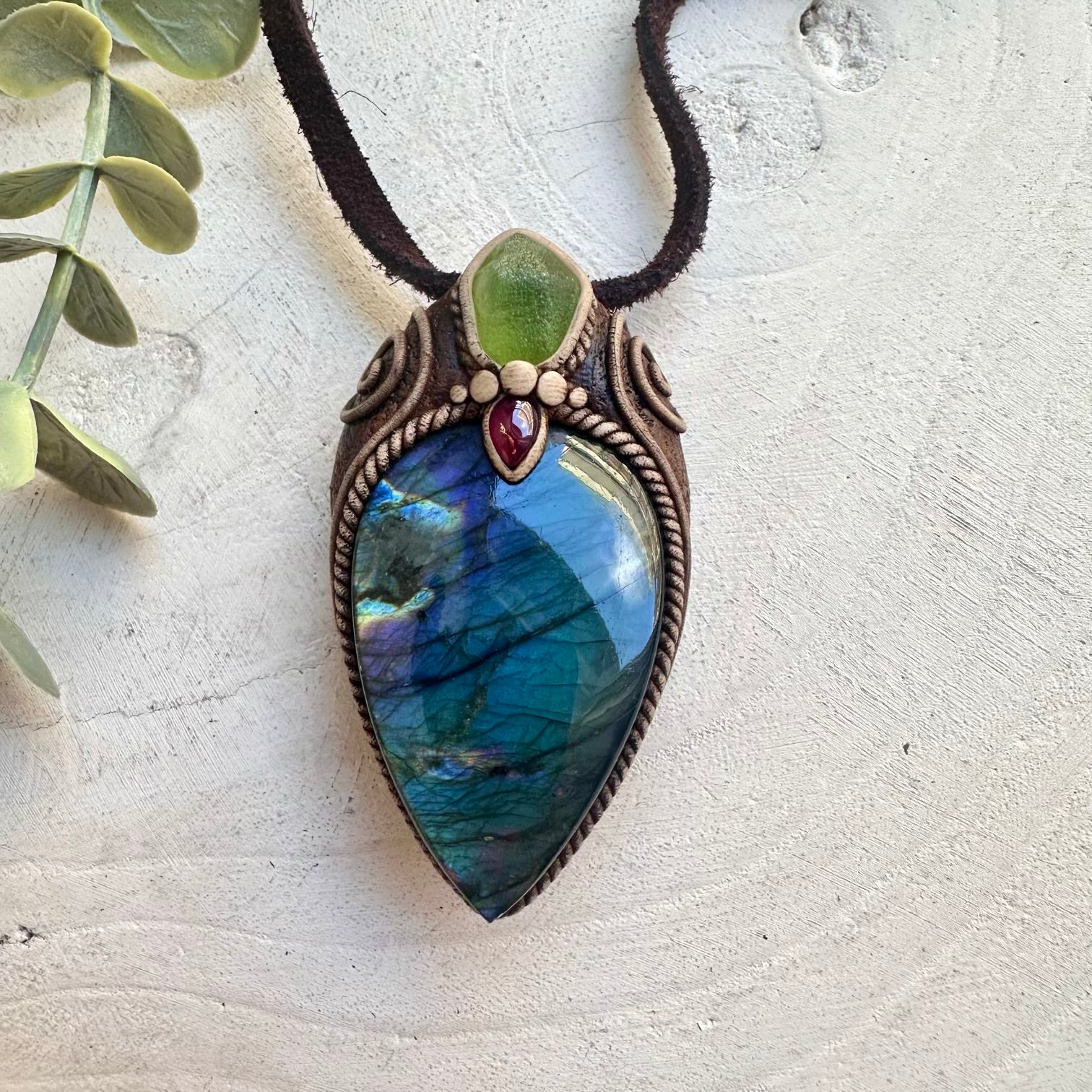Handmade Labradorite, Peridot & Garnet Pendant – Metaphysical Healing Stone Necklace