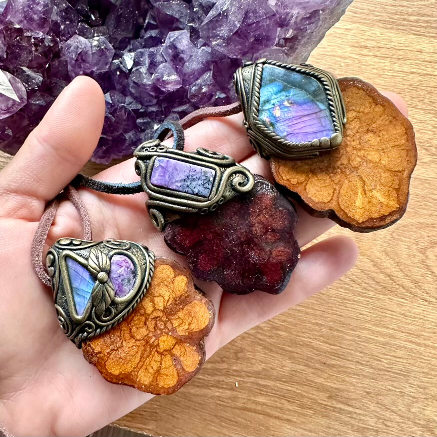Ayahuasca Slice and Purple Labradorite Pendant Necklace - FairyGardenGlow