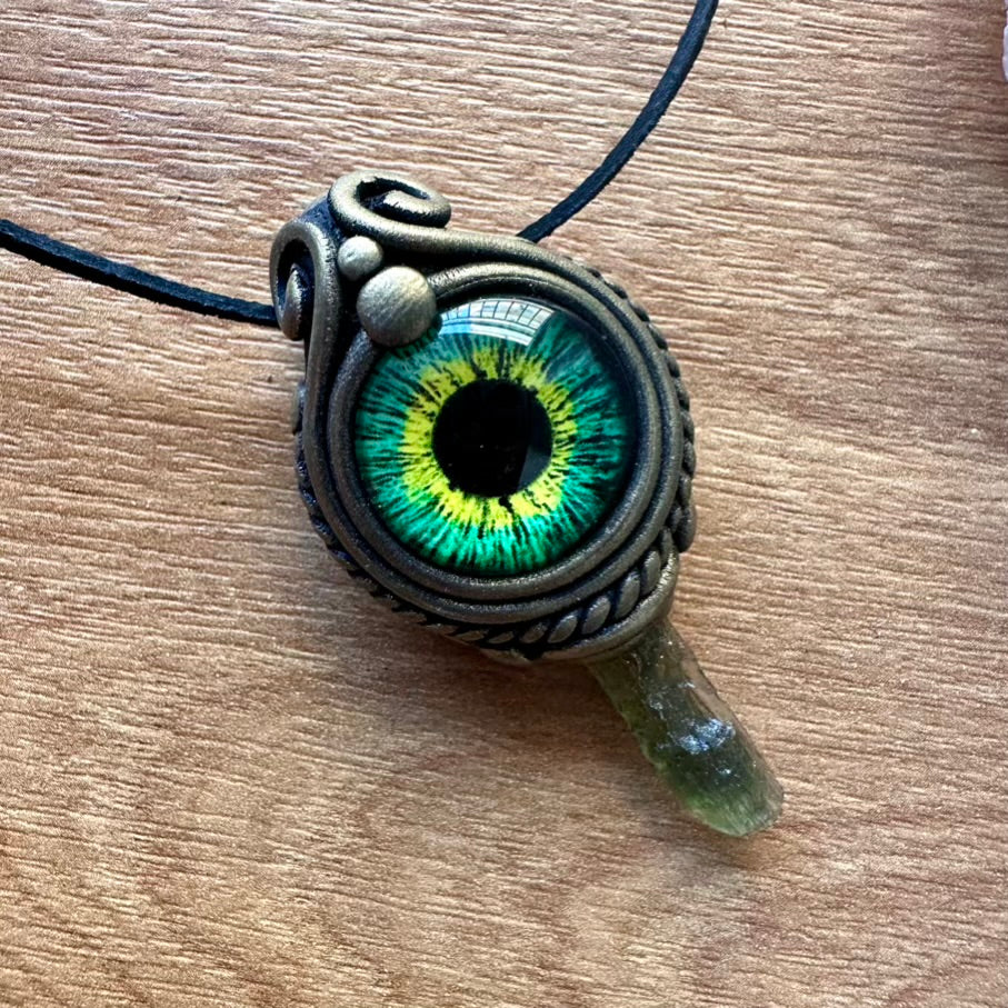 Moldavite Eye Necklace - FairyGardenGlow