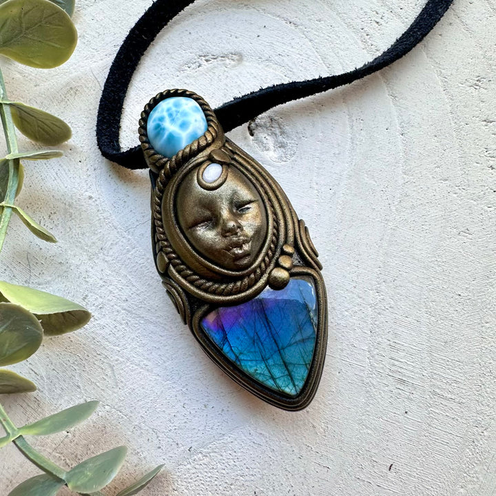 Healing crystal goddess pendant with labradorite and larimar