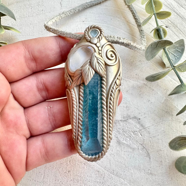 Healing stone necklace crystal talisman for focus and emotional balance