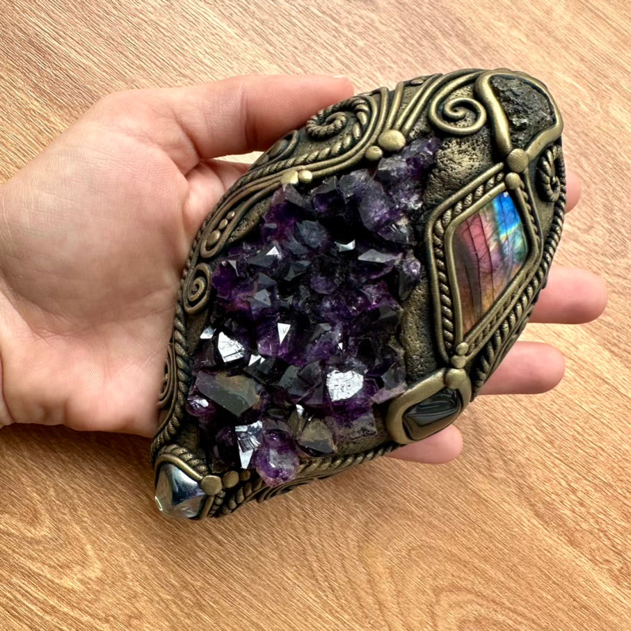 Amethyst Meditation Enchanter – Handmade Energy Healing Tool - FairyGardenGlow