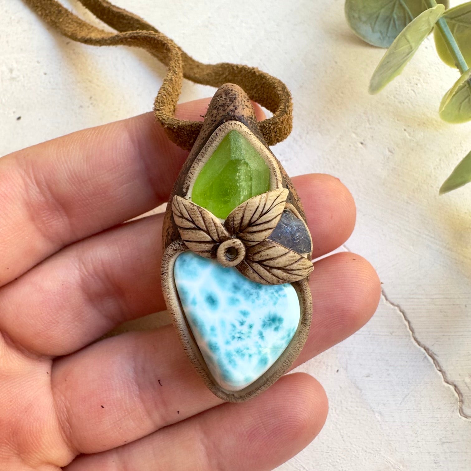 Spiritual gemstone unisex pendant necklace for peace and self-discovery