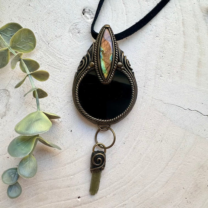 Black Obsidian Mirror Pendant Necklace – Moldavite & Labradorite Healing Crystal Jewelry