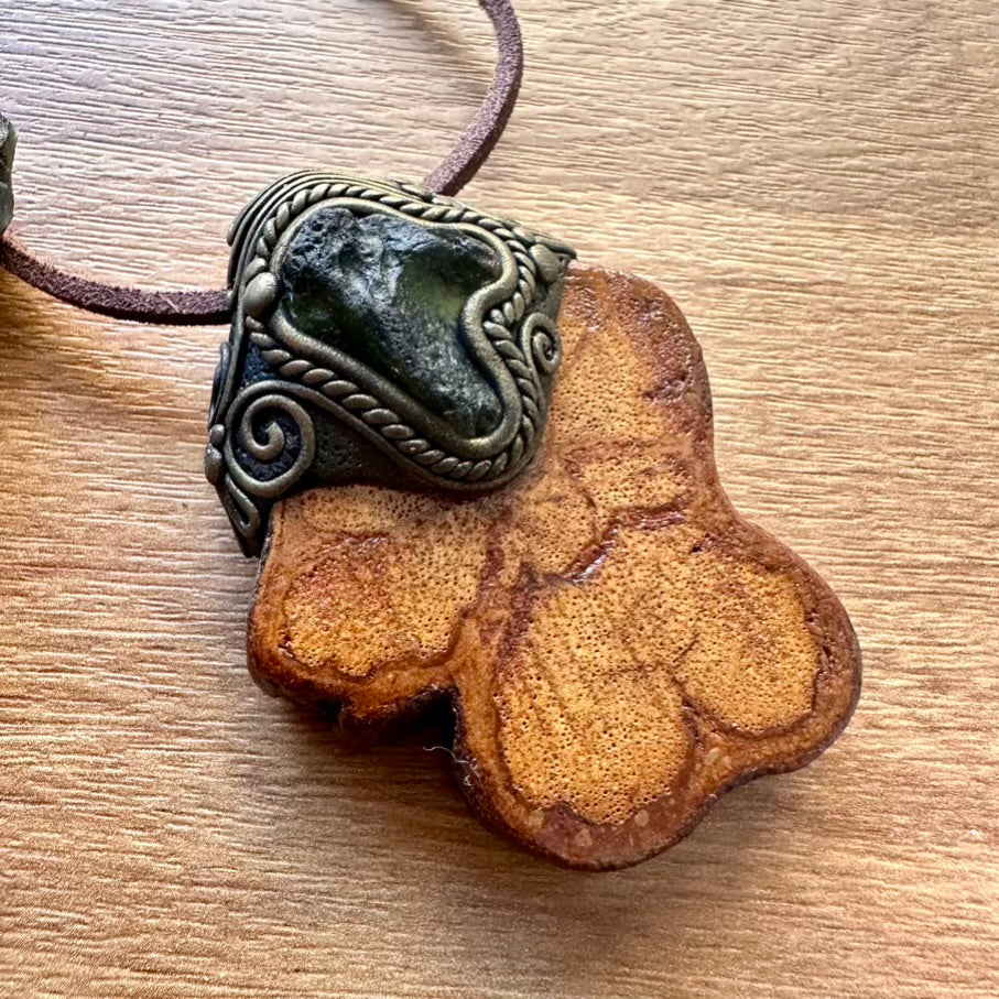 Ayahuasca Vine and Raw Moldavite Necklace - FairyGardenGlow