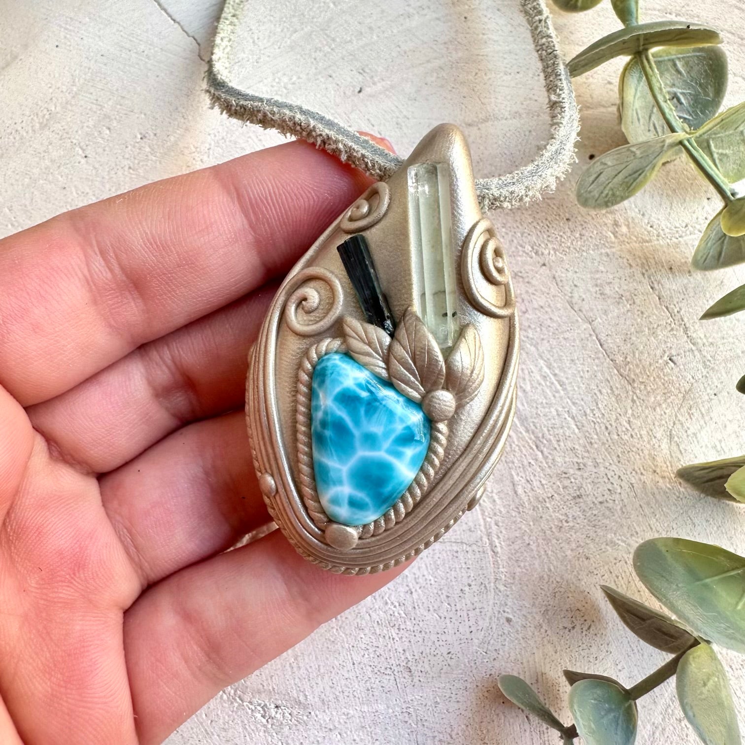 Spiritual necklace for peace, clarity and emotional balance