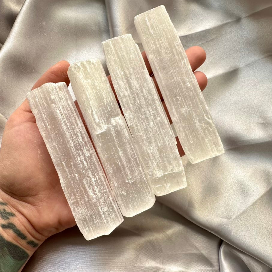Selenite Wand / Raw Crystal Stick - 5 pieces set - FairyGardenGlow