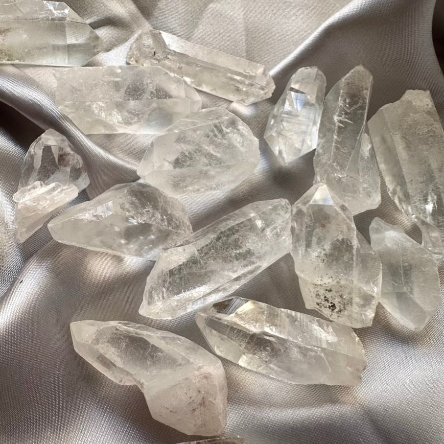 Clear Quartz Crystal - 5 pieces set / 10 pieces set - FairyGardenGlow