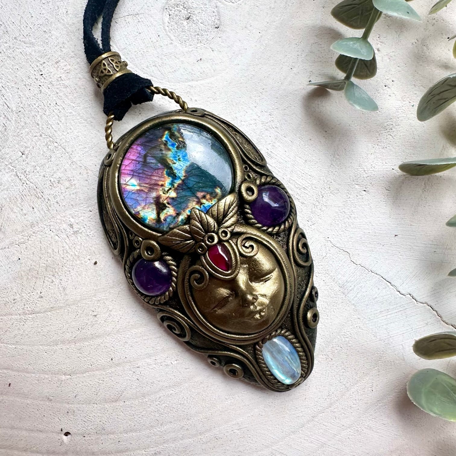 Divine Feminine Necklace with Labradorite and Moonstone – Intuition & Protection Jewelry