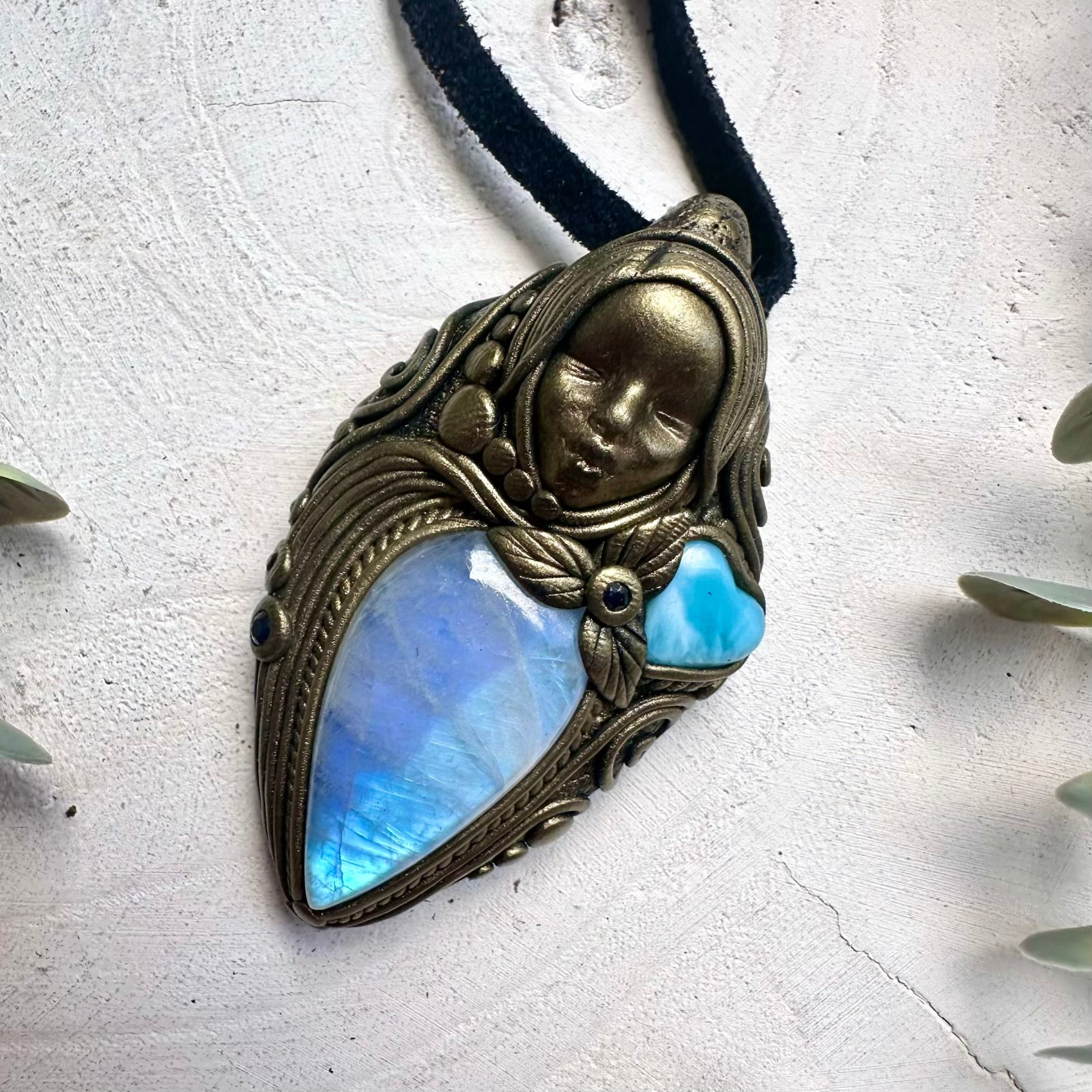 Divine Feminine Necklace with Rainbow Moonstone and Blue Sapphire – Healing Stone Jewelry
