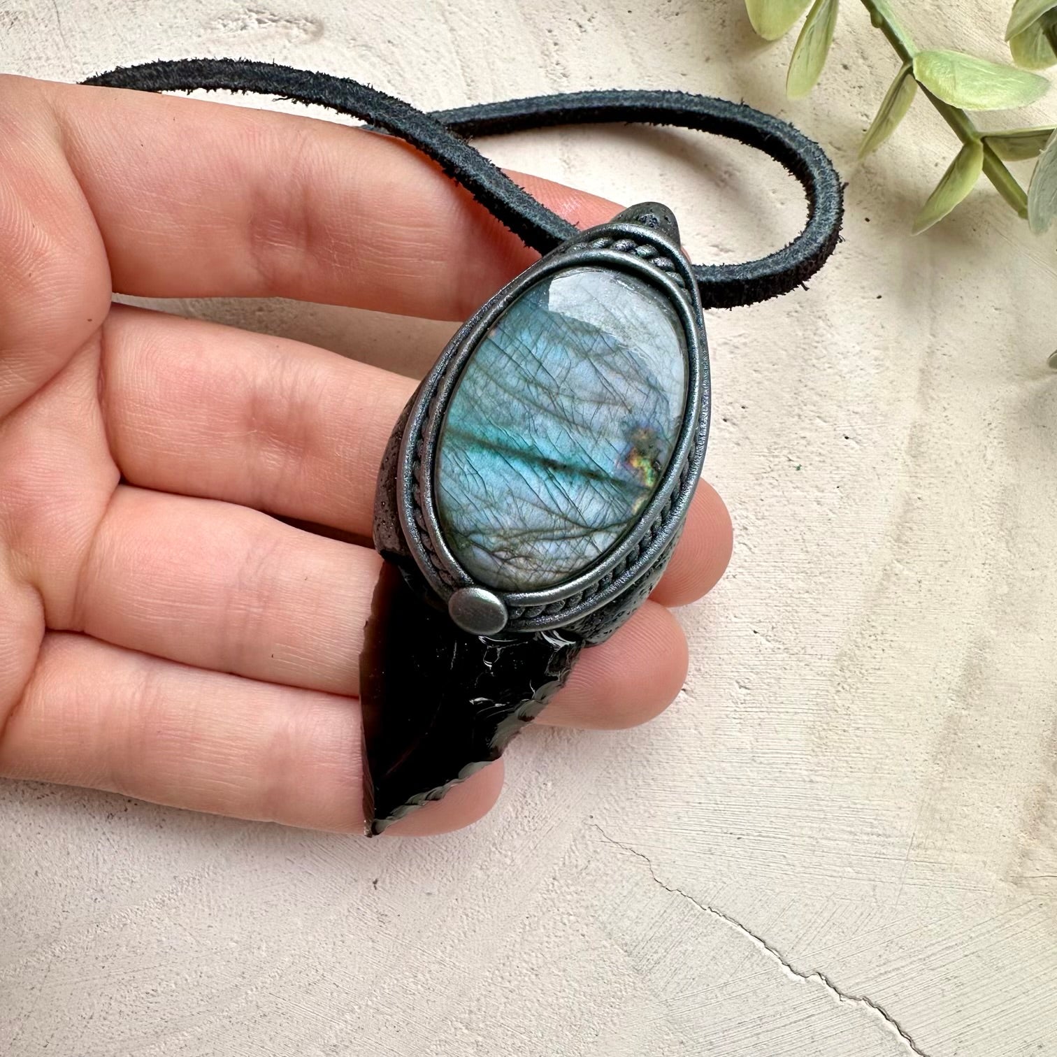 Obsidian and labradorite unisex spiritual jewelry