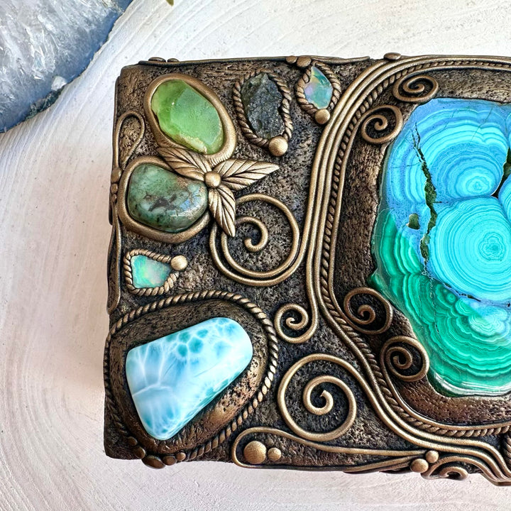 Handmade luxury crystal home decor wooden box