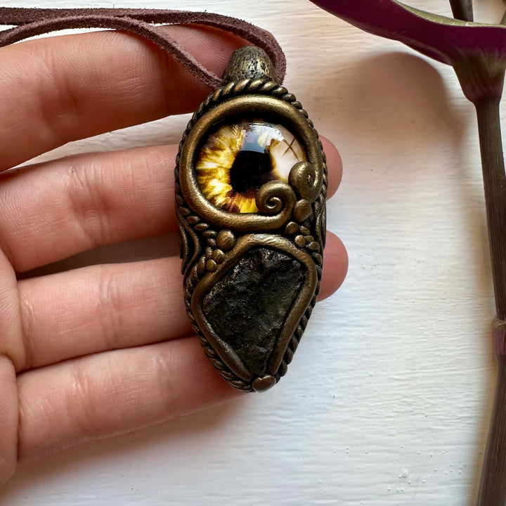 Moldavite Eye Necklace - FairyGardenGlow
