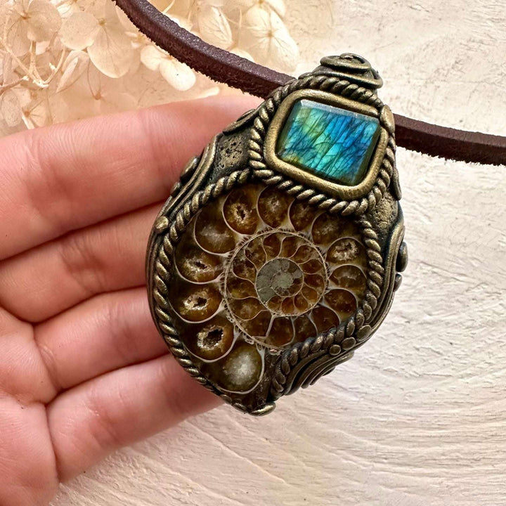 Ammonite and Labradorite Necklace - FairyGardenGlow