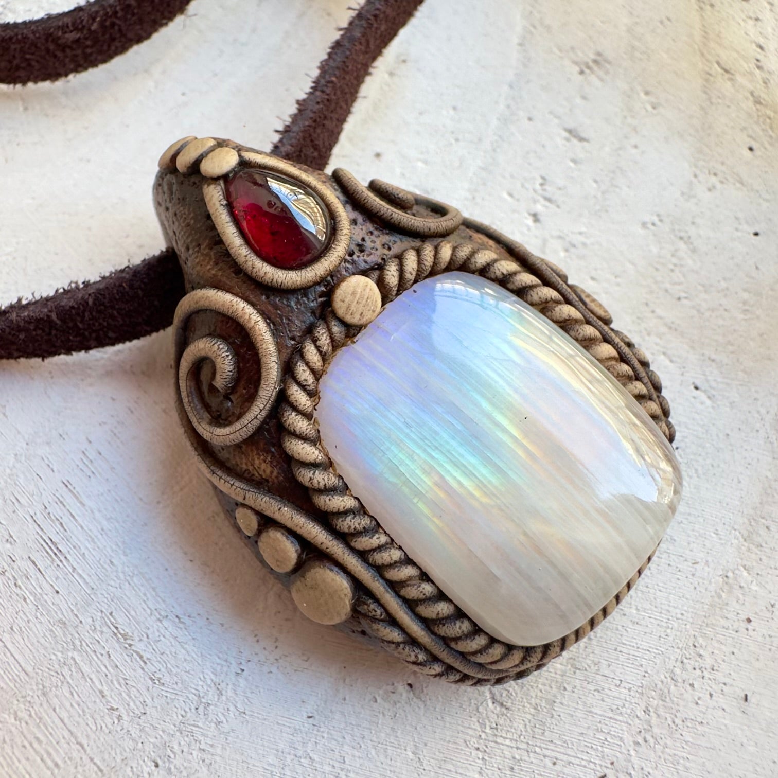 Emotional balance jewelry with garnet and moonstone