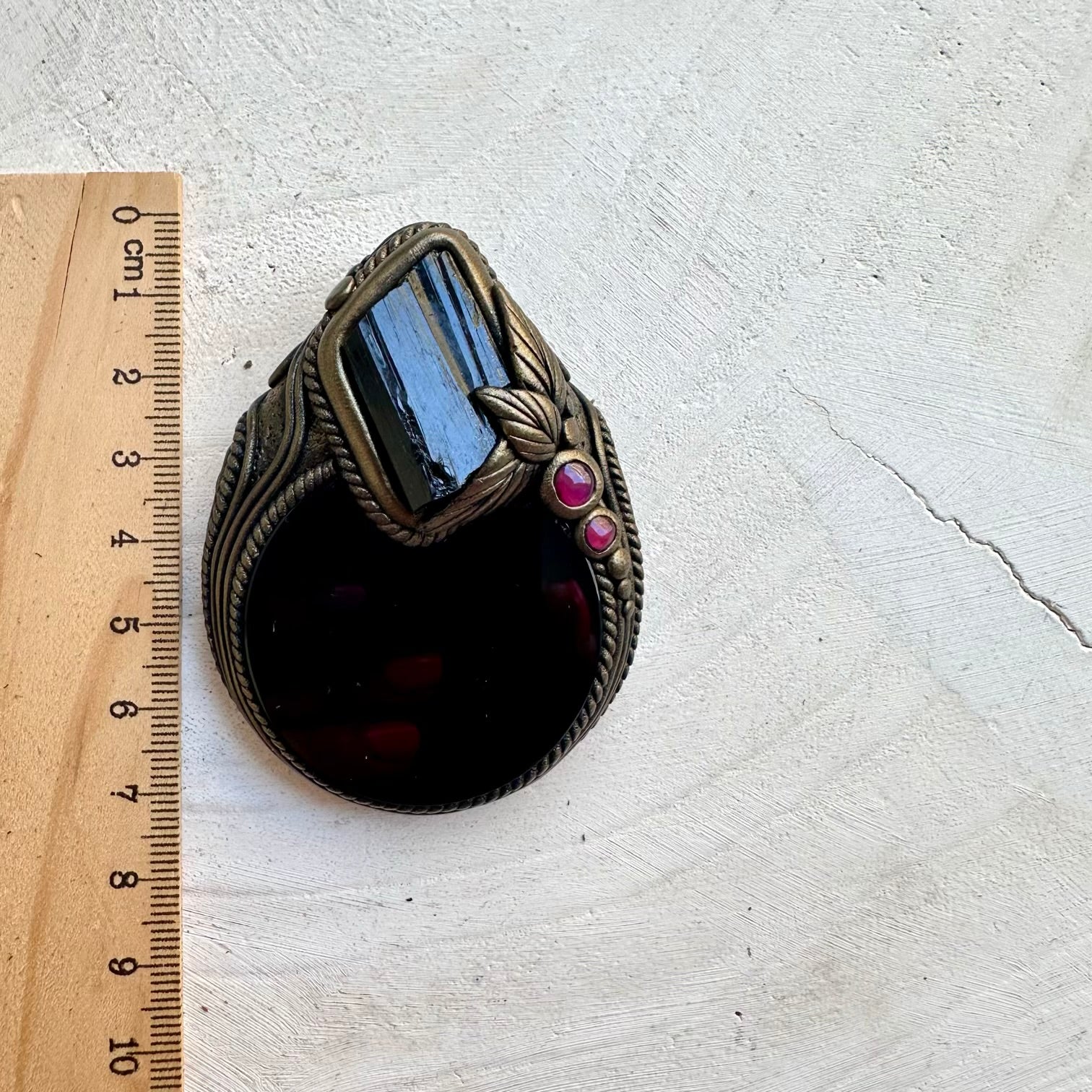 Healing crystal jewelry combining protective black stones
