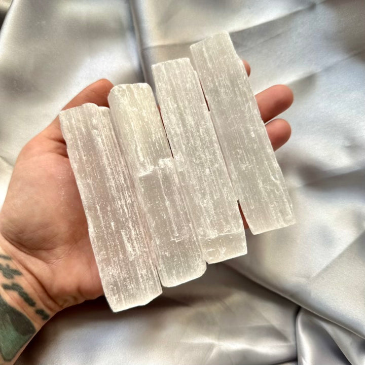 Selenite Wand / Raw Crystal Stick - 5 pieces set - FairyGardenGlow