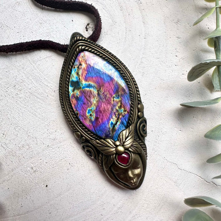Goddess Necklace with Rainbow Labradorite & Rhodolite Garnet – Healing Crystal Jewelry, Divine Feminine Pendant