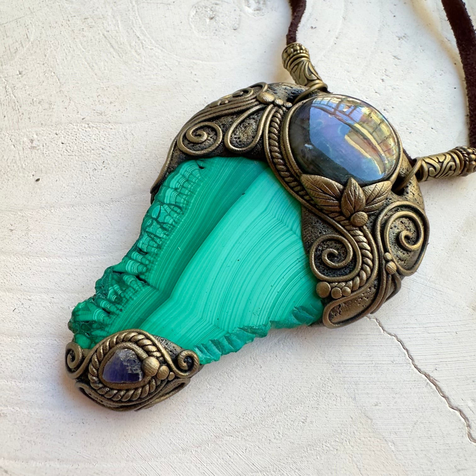 Handmade unisex gemstone necklace for transformation and strength