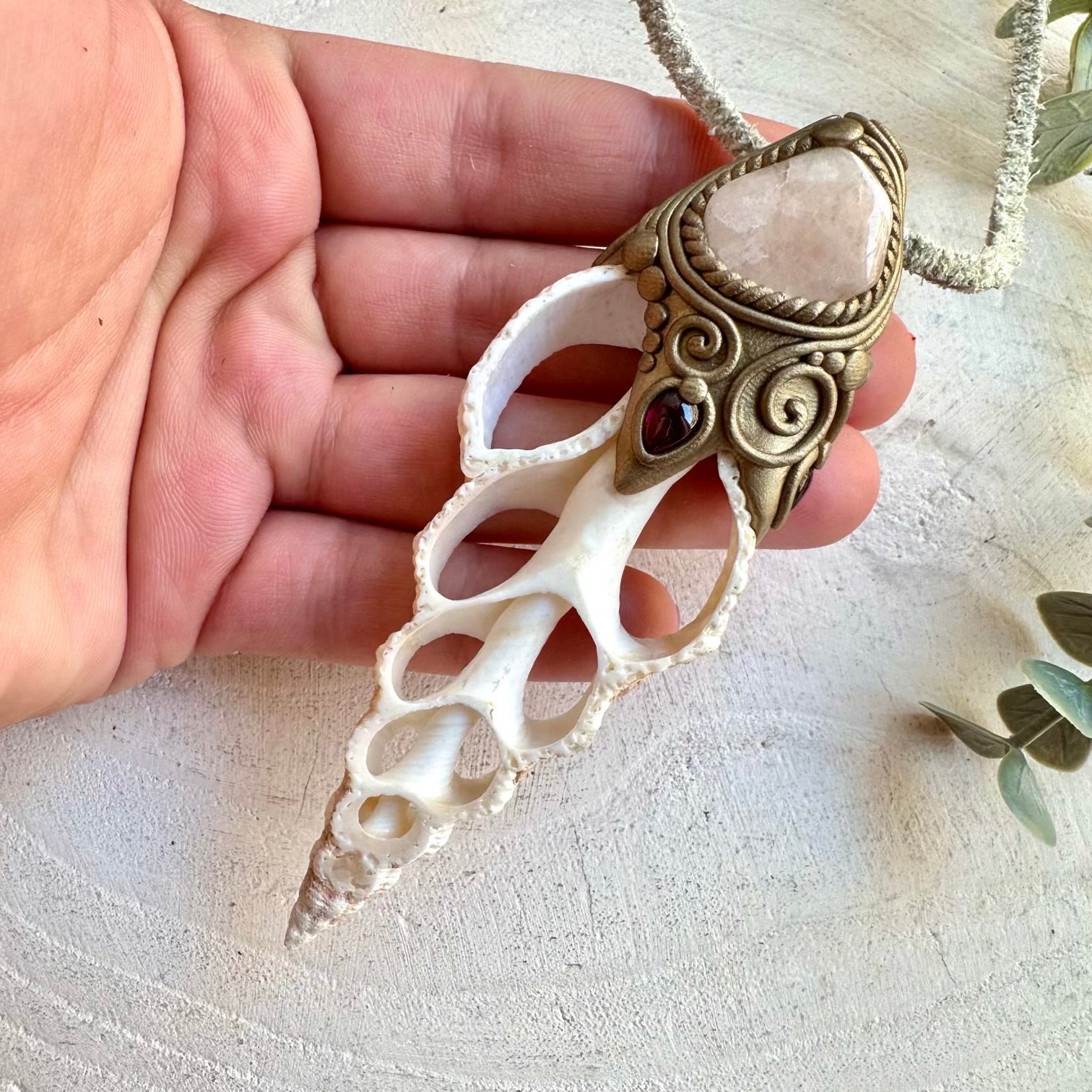 Healing crystal necklace fantasy jewelry ocean heart gemstone pendant