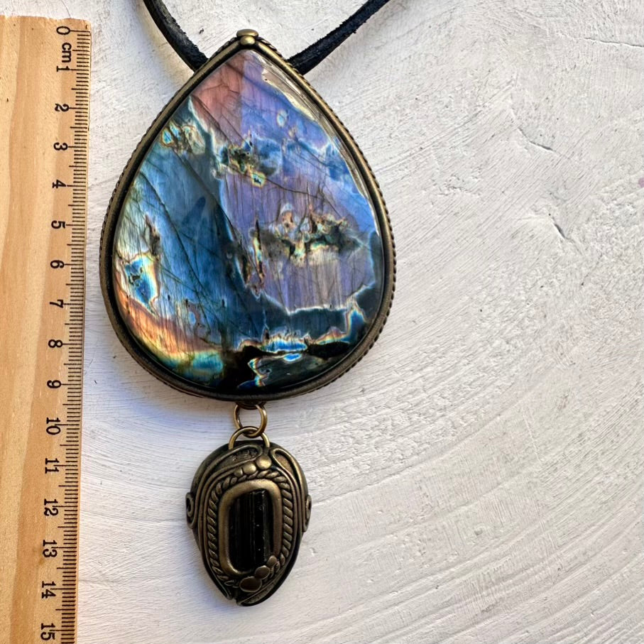 Large crystal pendant necklace – Labradorite and Black Tourmaline