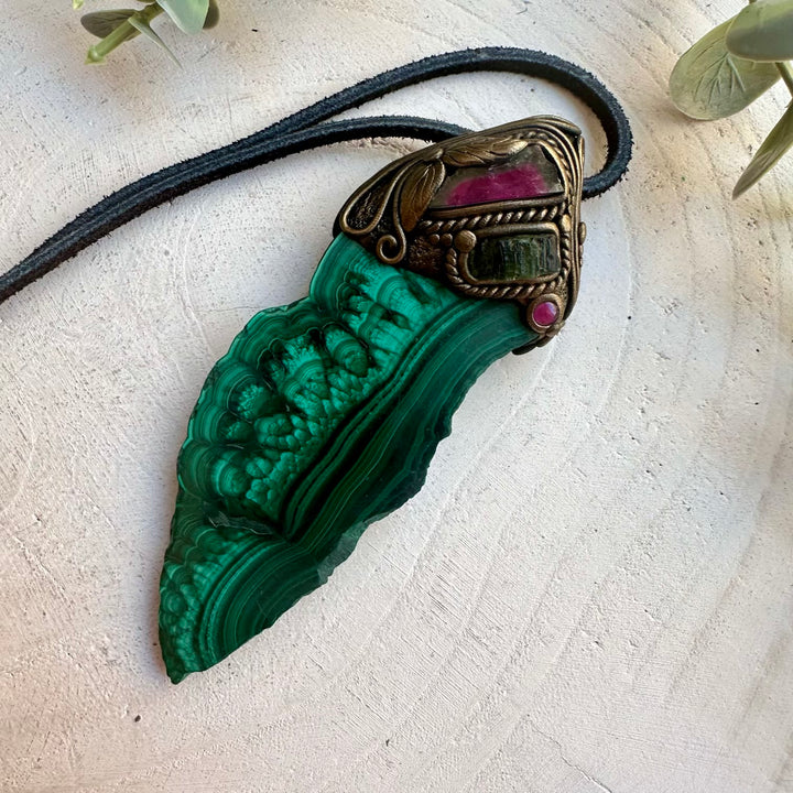 Luxury spiritual jewelry with malachite and moldavite