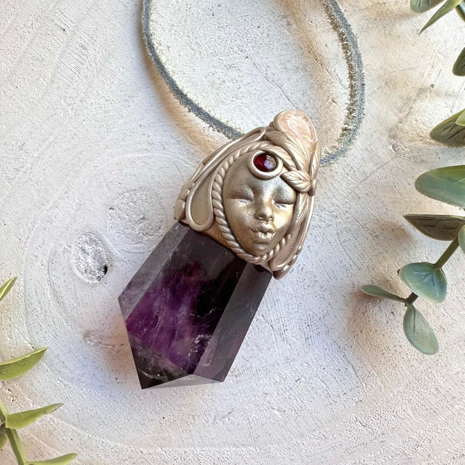 Amethyst Point Goddess Wand Necklace with Morganite & Rhodolite Garnet – Divine Feminine Crystal Jewelry, Healing Pendant